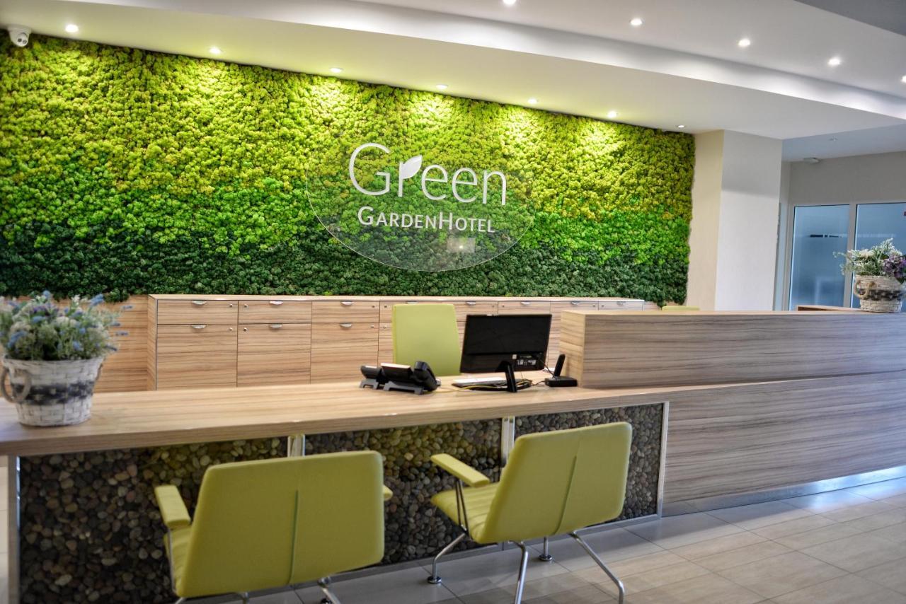 Green Garden Hotel Рашин Екстер'єр фото